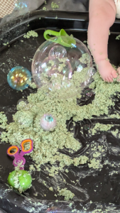 benefits of messy play