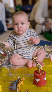 when do babies learn to sit up