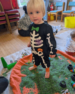 When do babies start walking