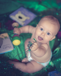 does reading to babies help communication