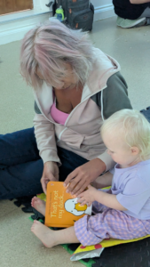 how to encourage a love of reading in babies