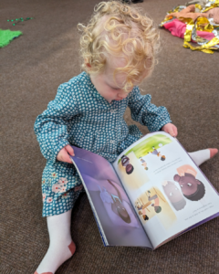 does reading to babies help them talk