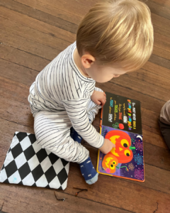 benefits of listening to stories for babies